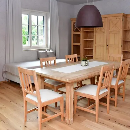Apartment Domizil Eutschuetzgruen *