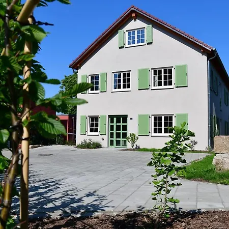 Apartment Domizil Eutschuetzgruen *