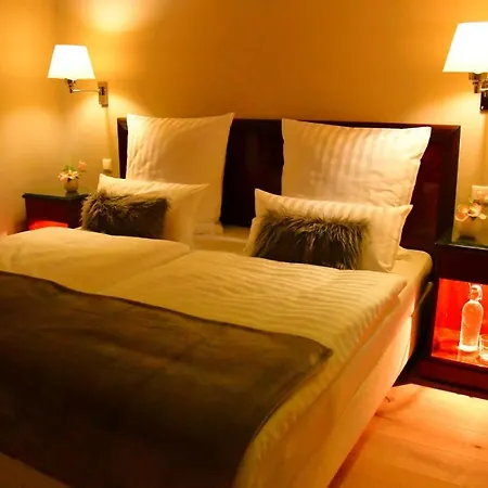 Domizil Eutschuetzgruen Apartman *